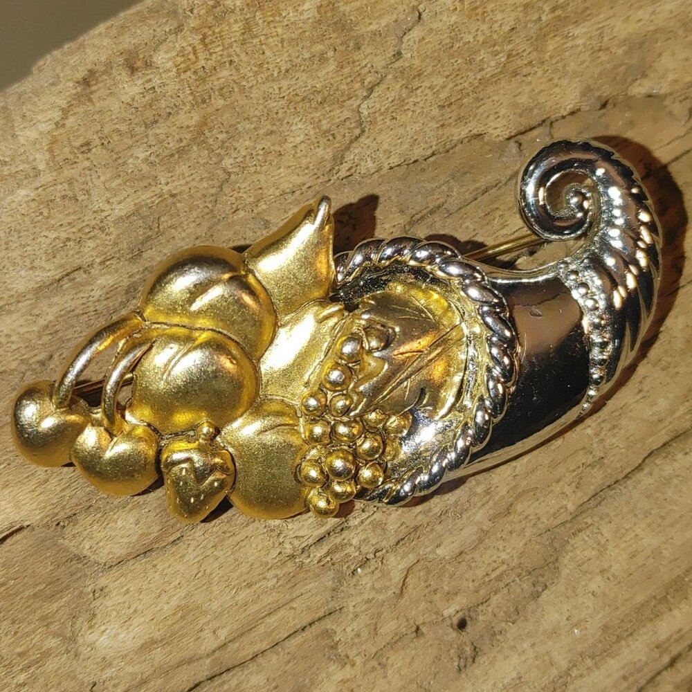 Brooch Pin Vintage Danecraft Cornucopia Gold Silver Toned Collectible Costume